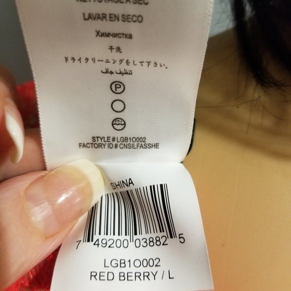 BCBG MaxAzria red lace blouse size L - Picture 9 of 10